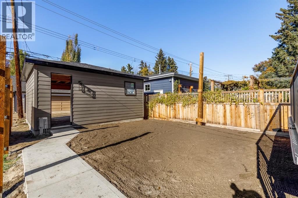 Single Family House for Sale in   Street NW Hillhurst Calgary 