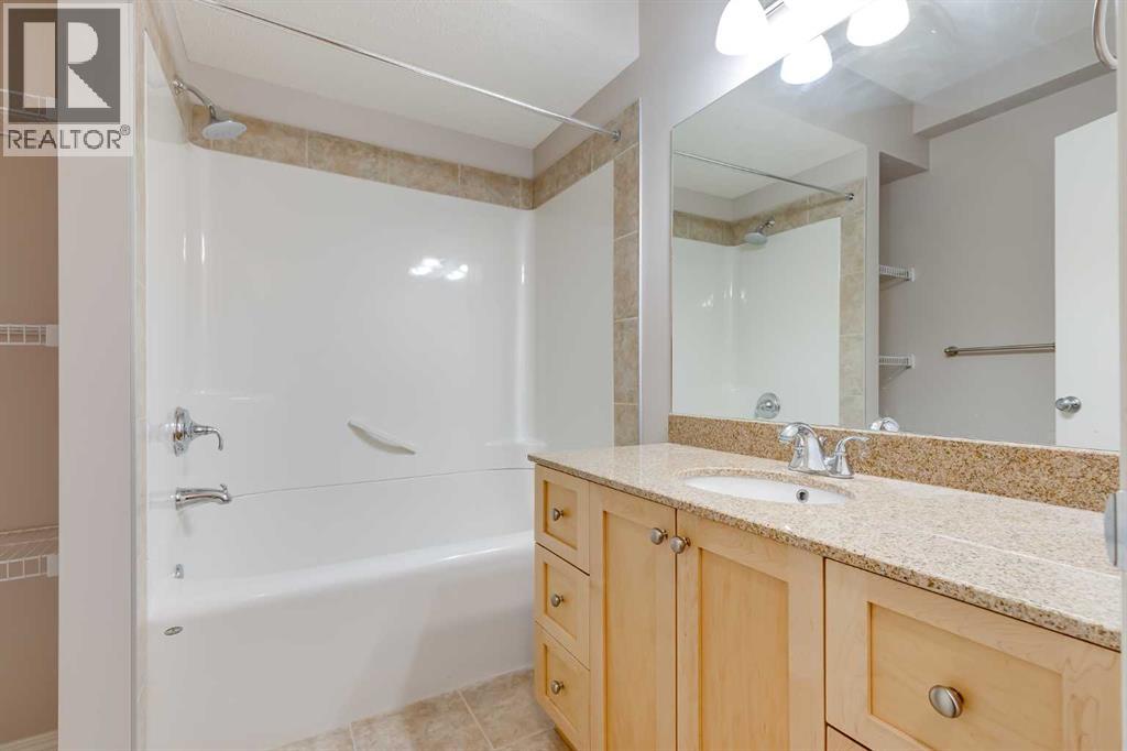 Single Family House for Sale in  Scenic Hill Close NW Scenic Acres Calgary 