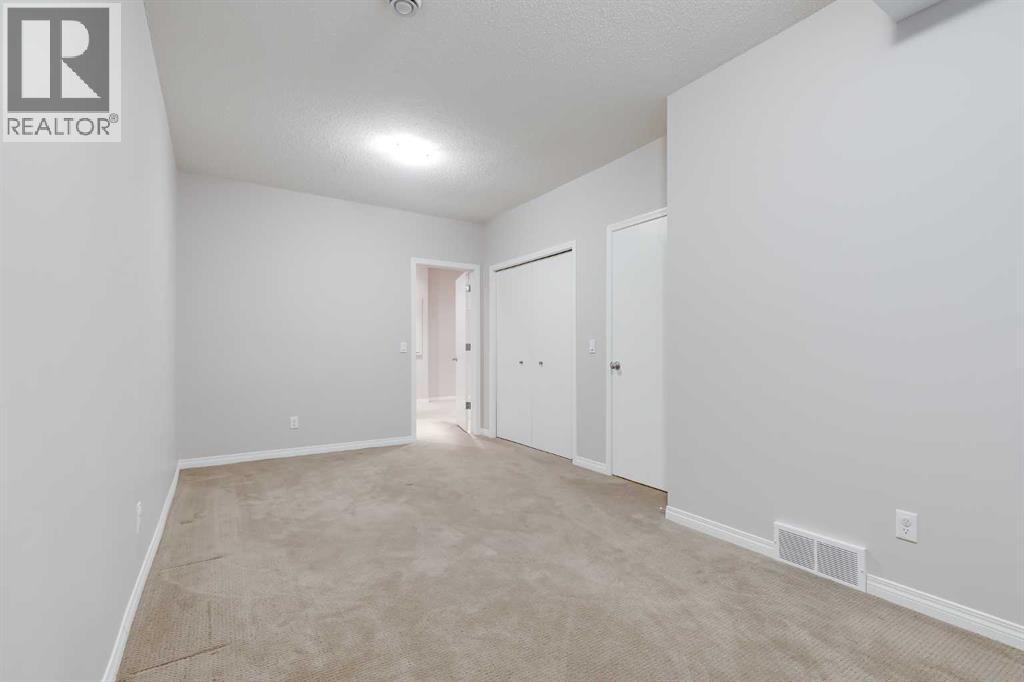 Single Family House for Sale in  Scenic Hill Close NW Scenic Acres Calgary 