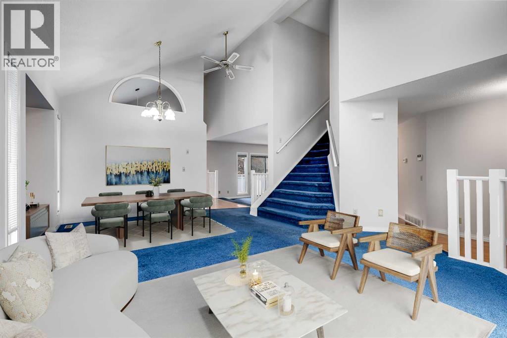 Single Family House for Sale in  Scenic Hill Close NW Scenic Acres Calgary 