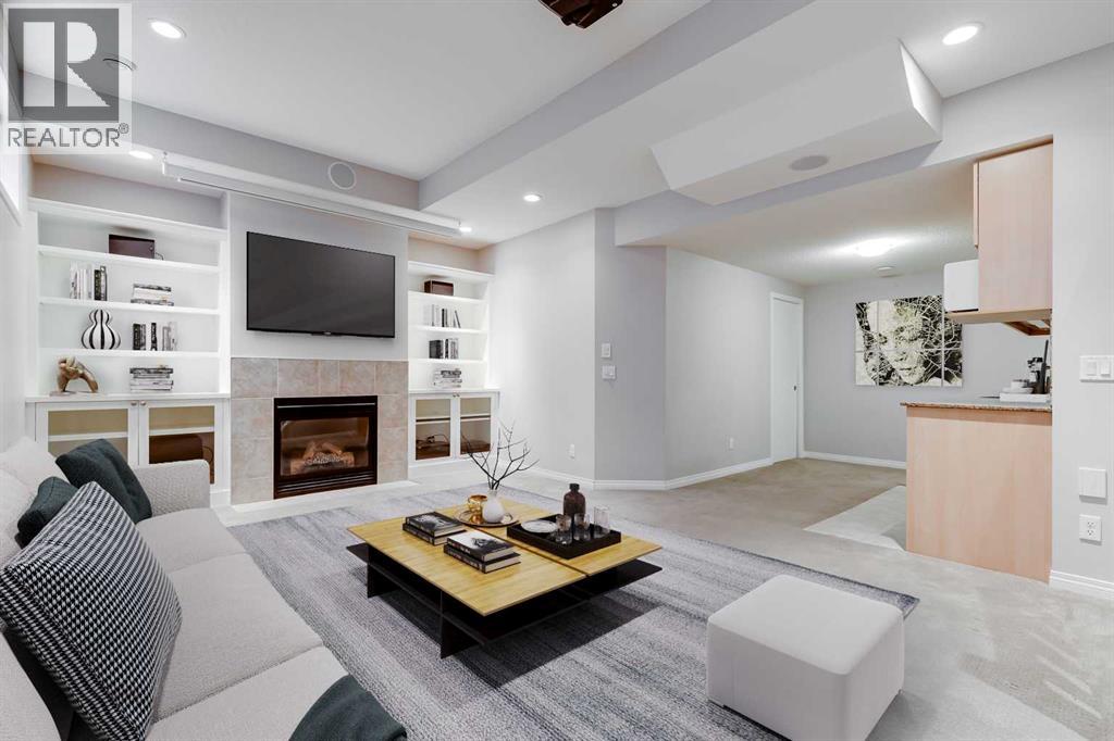 Single Family House for Sale in  Scenic Hill Close NW Scenic Acres Calgary 