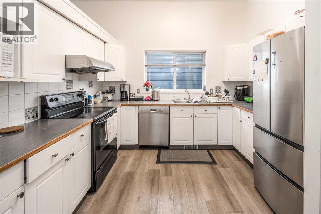 Single Family House 4 Level for Sale in  Harvest Rose Circle NE Harvest Hills Calgary 