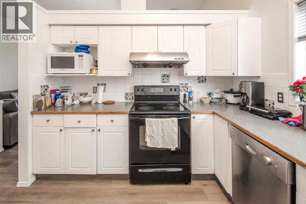 Single Family House 4 Level for Sale in  Harvest Rose Circle NE Harvest Hills Calgary 