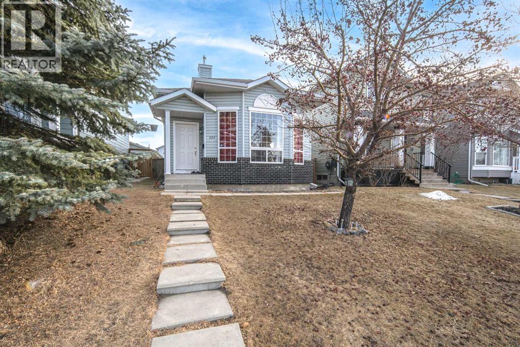 Single Family House 4 Level for Sale in  Harvest Rose Circle NE Harvest Hills Calgary 