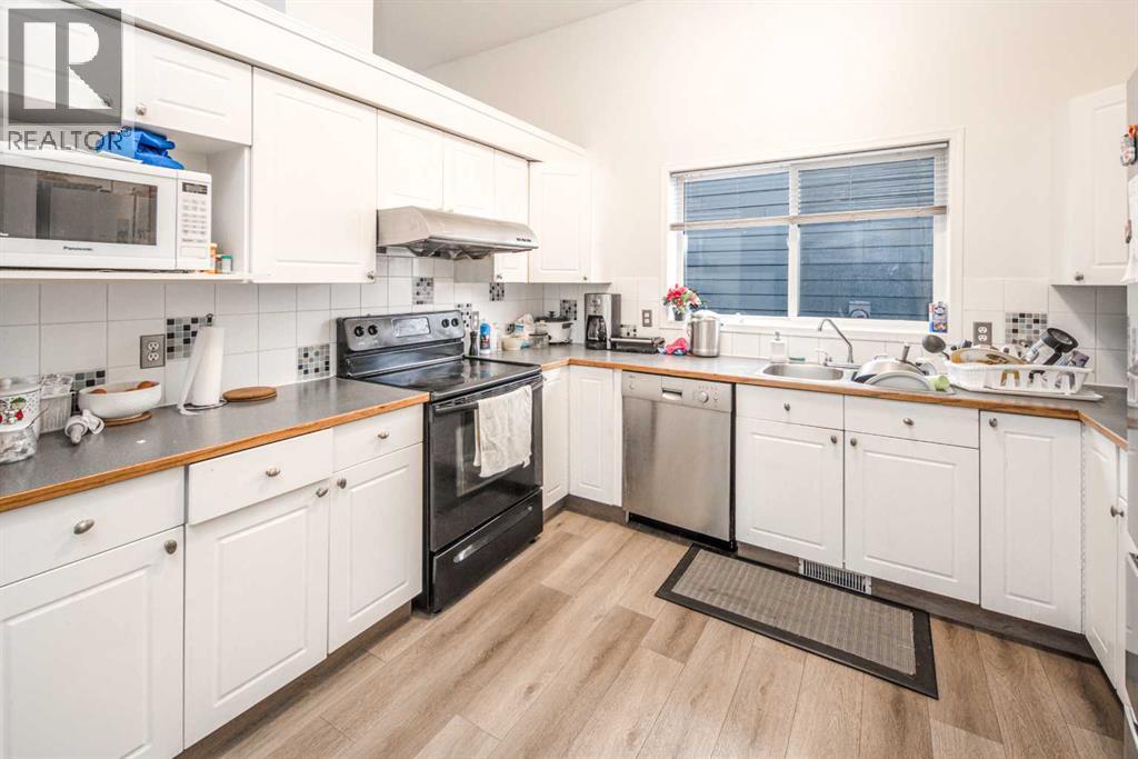 Single Family House 4 Level for Sale in  Harvest Rose Circle NE Harvest Hills Calgary 