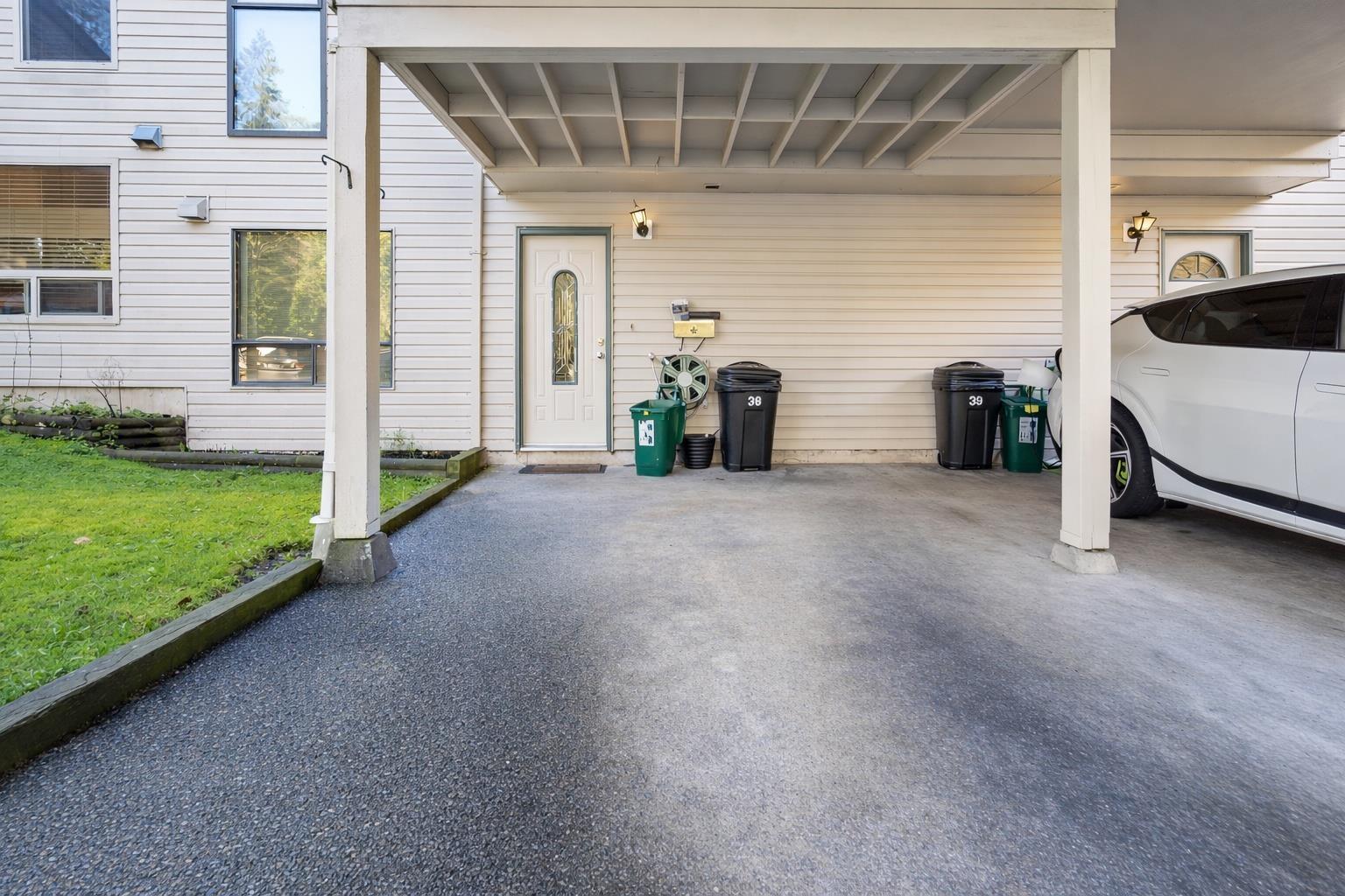 38 32310 MOUAT Drive - photo 2