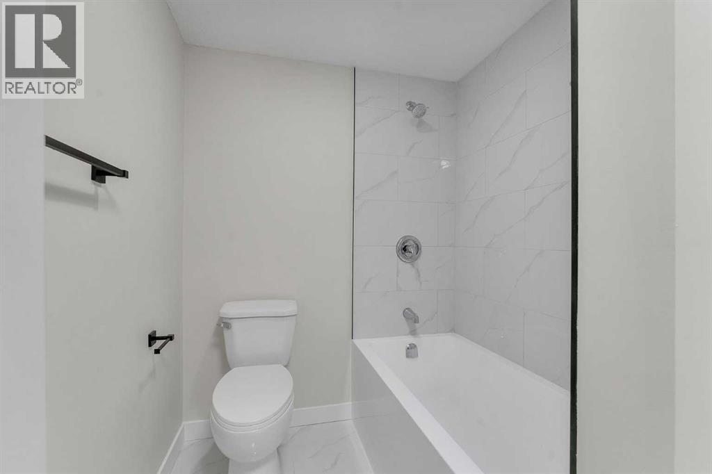 Single Family House Bi-level for Sale in  Centre Street NE Beddington Heights Calgary 