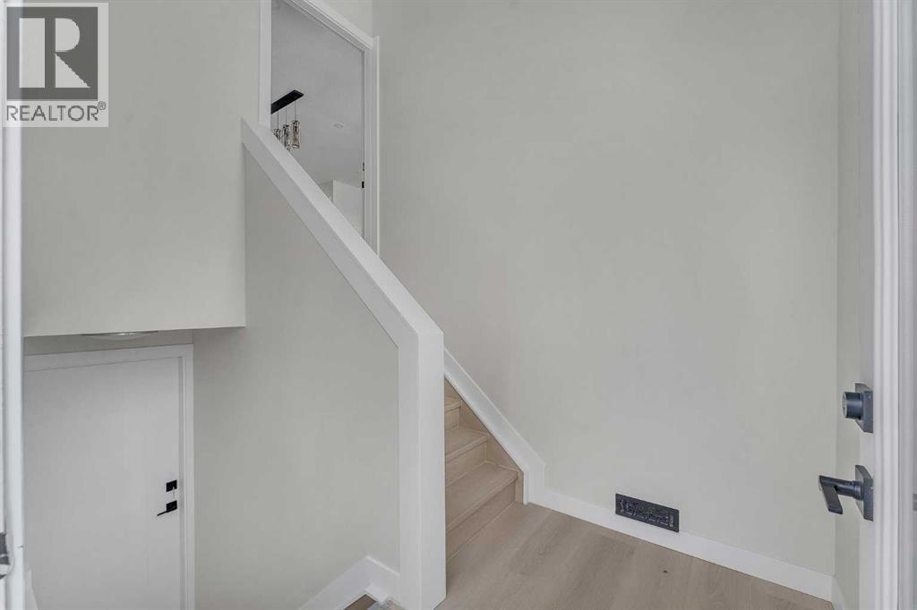 Single Family House Bi-level for Sale in  Centre Street NE Beddington Heights Calgary 