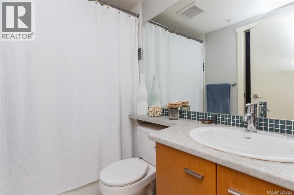 110 751 Fairfield Road, Victoria