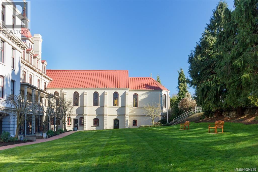 110 751 Fairfield Road, Victoria