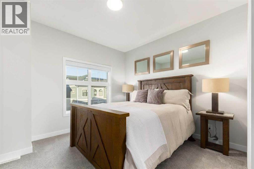 Single Family House for Sale in  LES JARDINS Park SE Douglasdale/Glen Calgary 