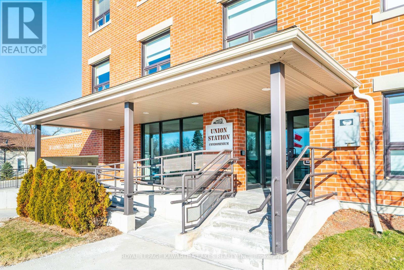 58 Glenelg Unit 103 photo 3