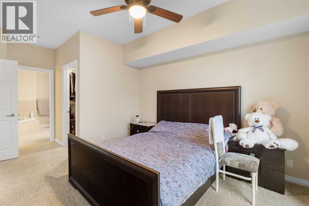 Single Family House for Sale in   Hemlock Crescent SW Spruce Cliff Calgary 