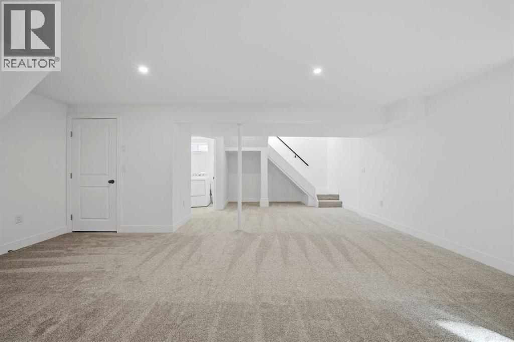 Single Family House 4 Level for Sale in   Street Mountview Red Deer 