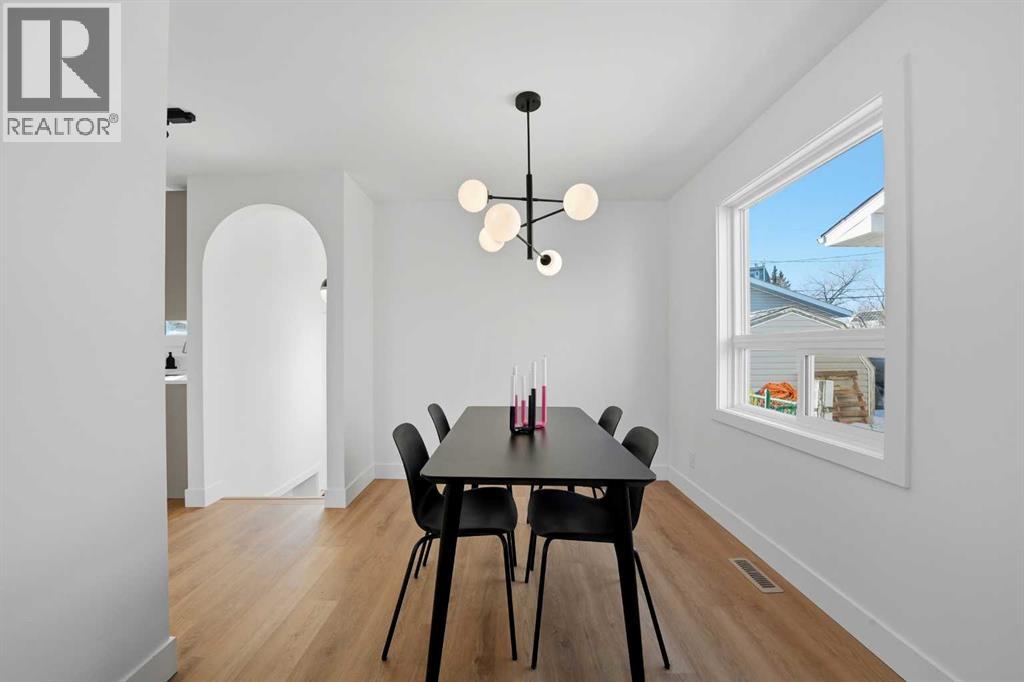 Single Family House 4 Level for Sale in   Street Mountview Red Deer 