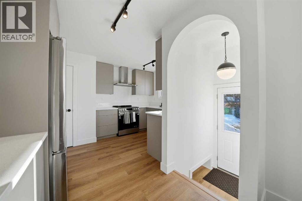 Single Family House 4 Level for Sale in   Street Mountview Red Deer 