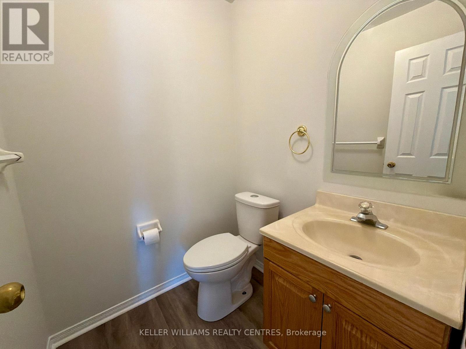 Single Family House for Sale in UPPER   LIVINGSTONE STREET W Barrie (Northwest) 