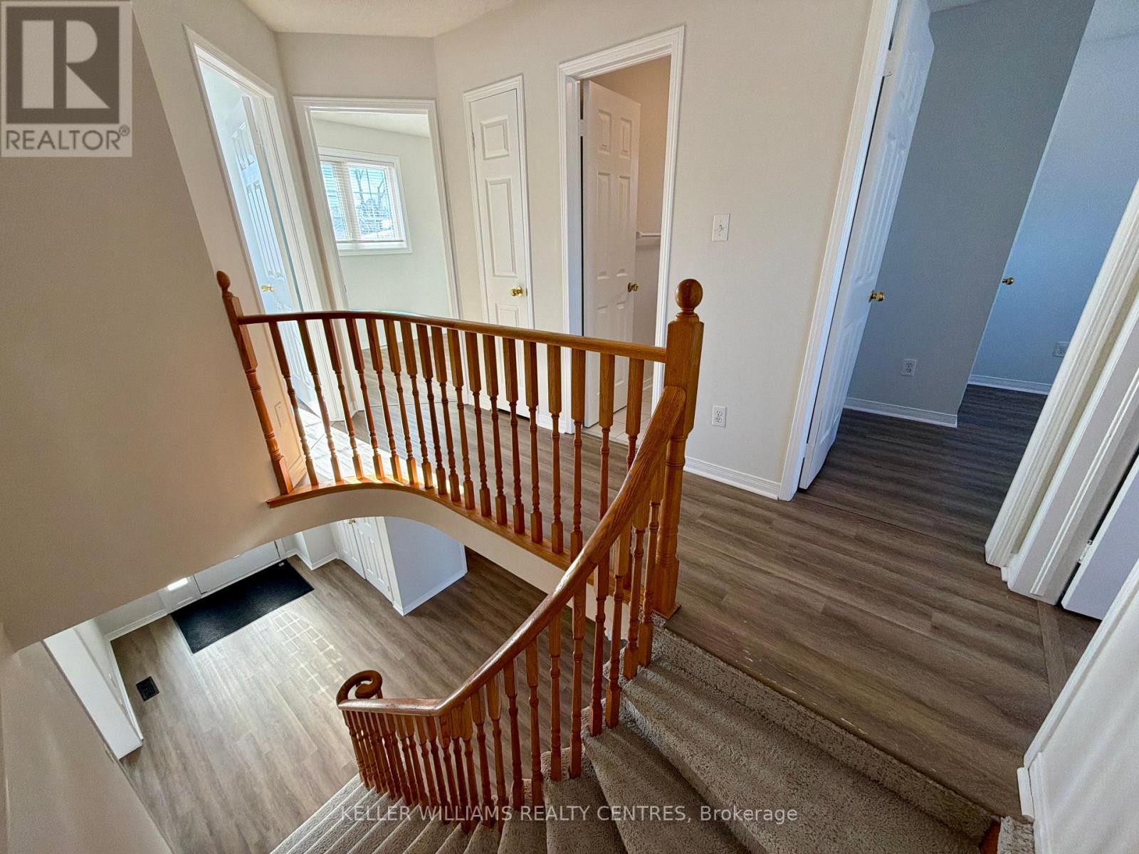 Single Family House for Sale in UPPER   LIVINGSTONE STREET W Barrie (Northwest) 