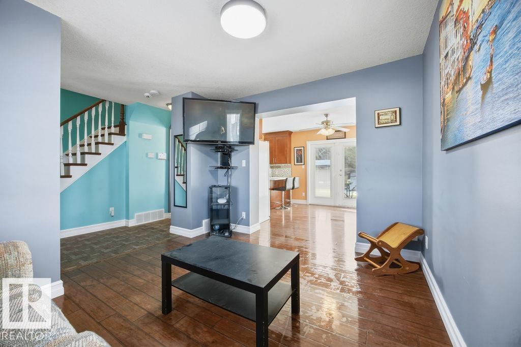 12212 95A ST NW, Edmonton