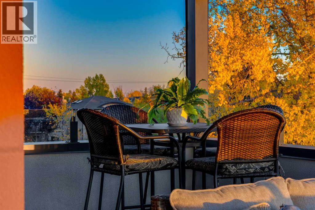 Single Family House for Sale in   Avenue NW Crescent Heights Calgary 