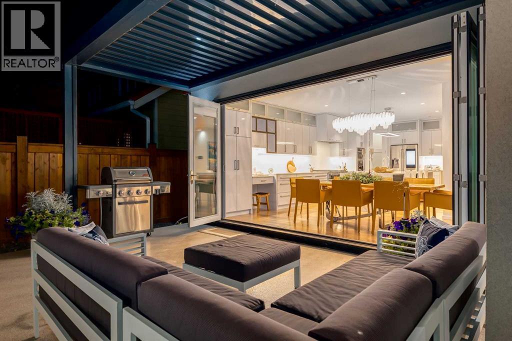 Single Family House for Sale in   Avenue NW Crescent Heights Calgary 