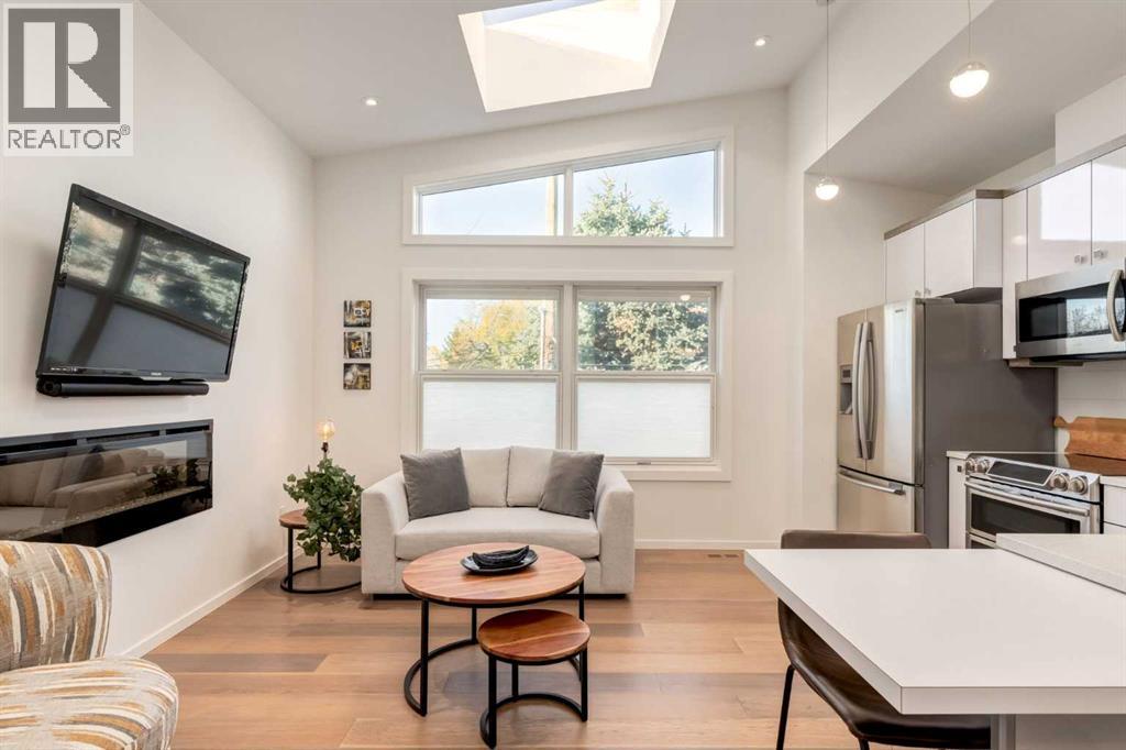 Single Family House for Sale in   Avenue NW Crescent Heights Calgary 