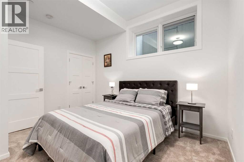 Single Family House for Sale in   Avenue NW Crescent Heights Calgary 