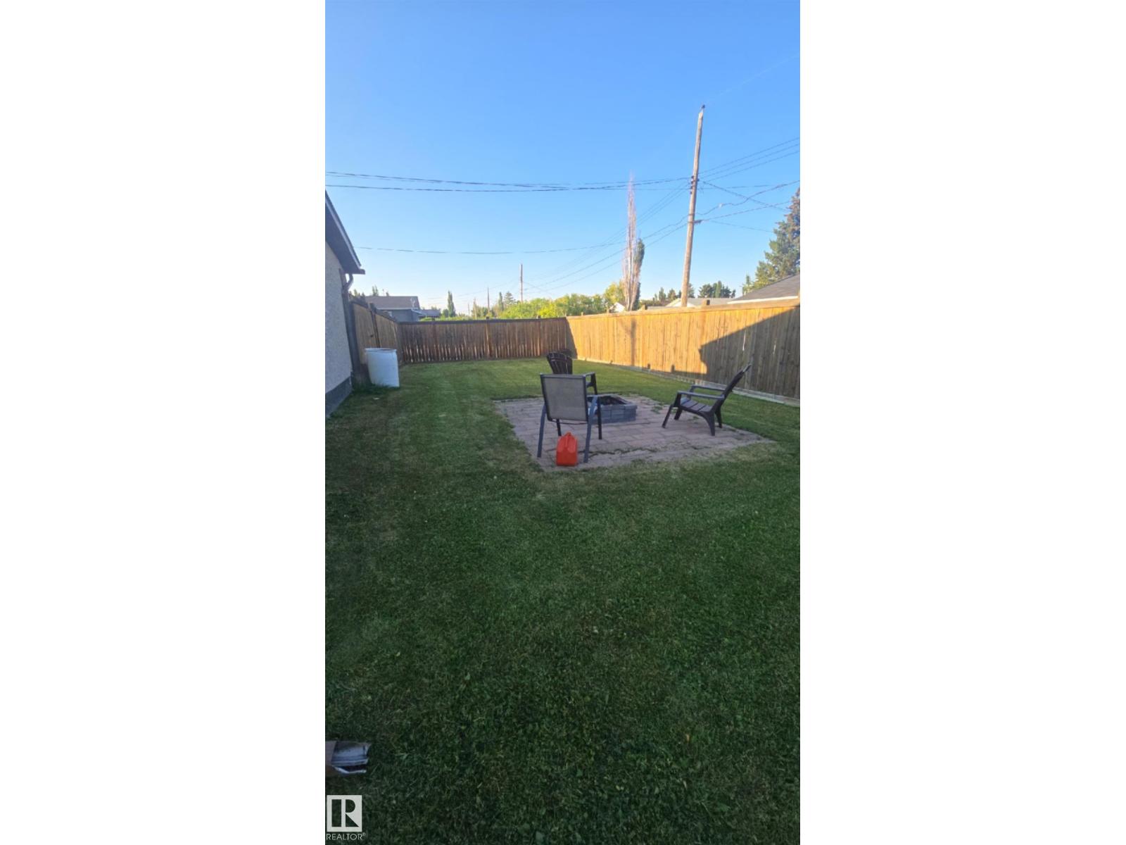 5509 56 ST - Photo 5 of 24, Barrhead, Alberta