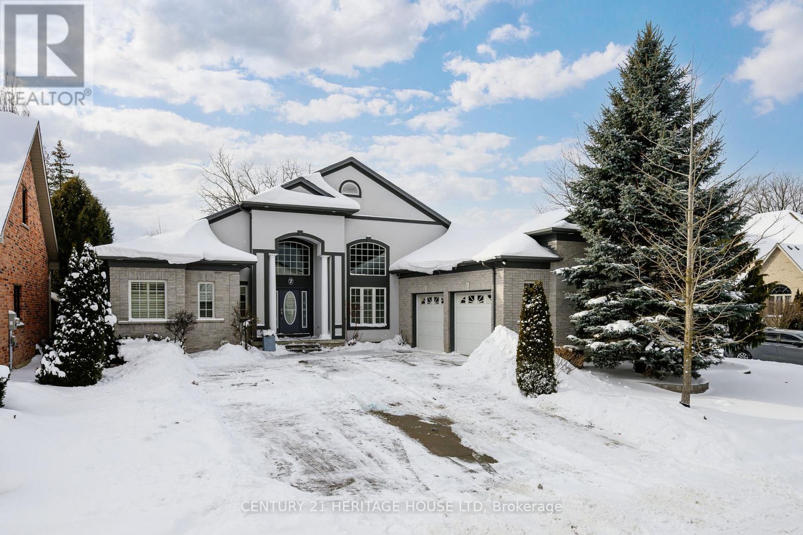 7 EDWIN DRIVE - 1
