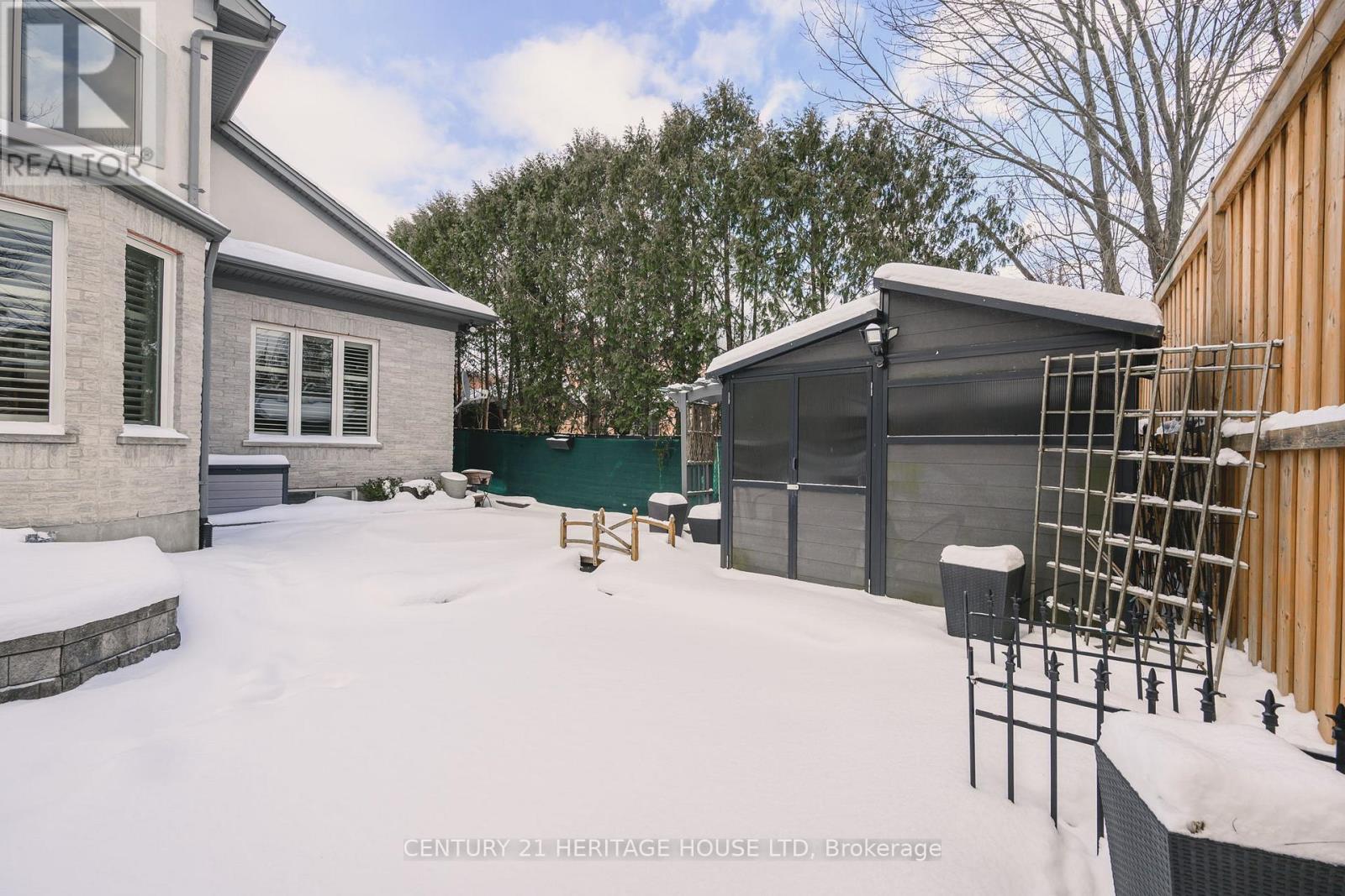 7 EDWIN DRIVE Property Photo