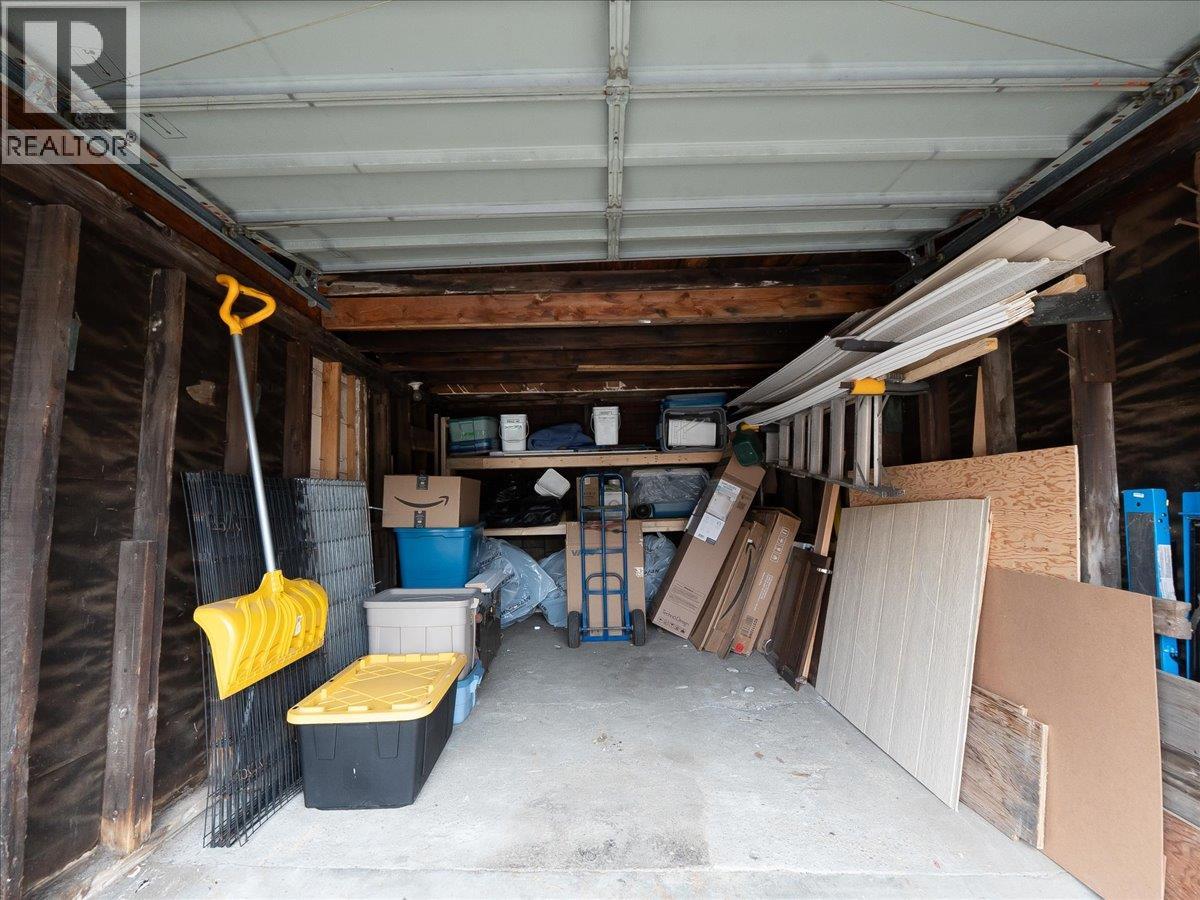 1911 SECOND Avenue, Trail