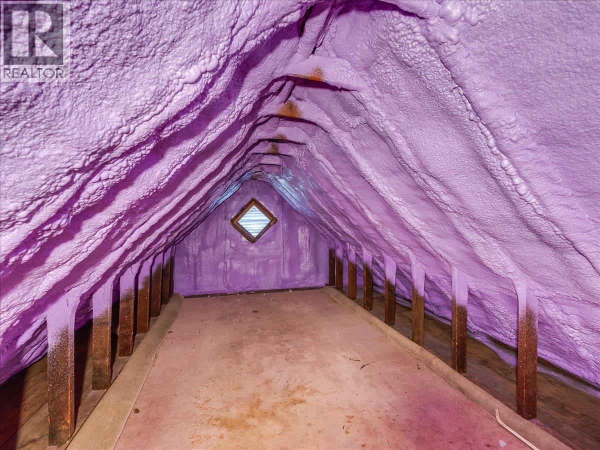 1911 SECOND Avenue, Trail