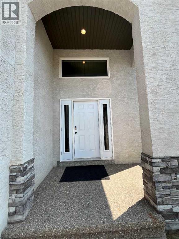 226 Gateway Manor S - Photo 4 of 39, Lethbridge, Alberta