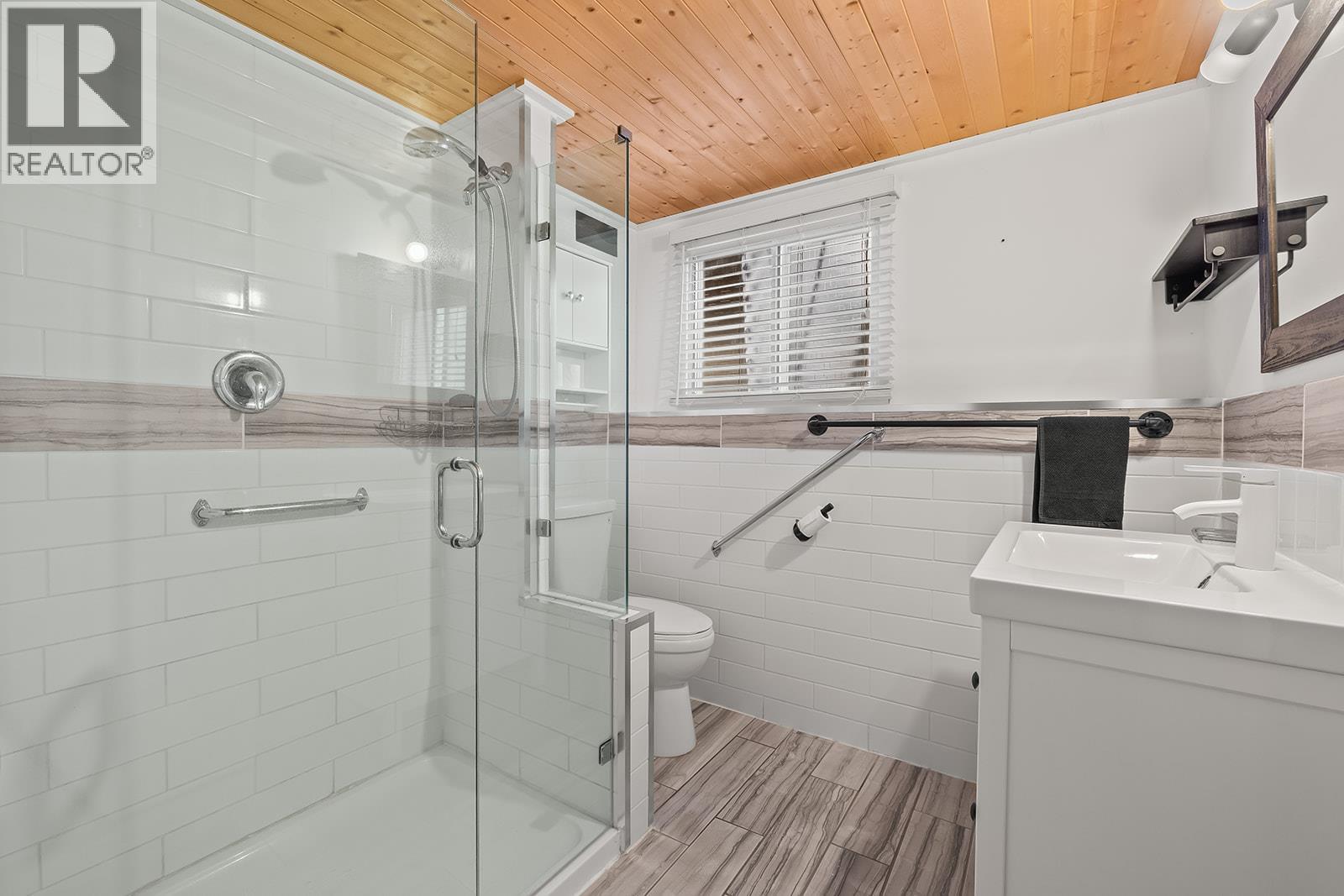 3541 Esquire Road - 26
