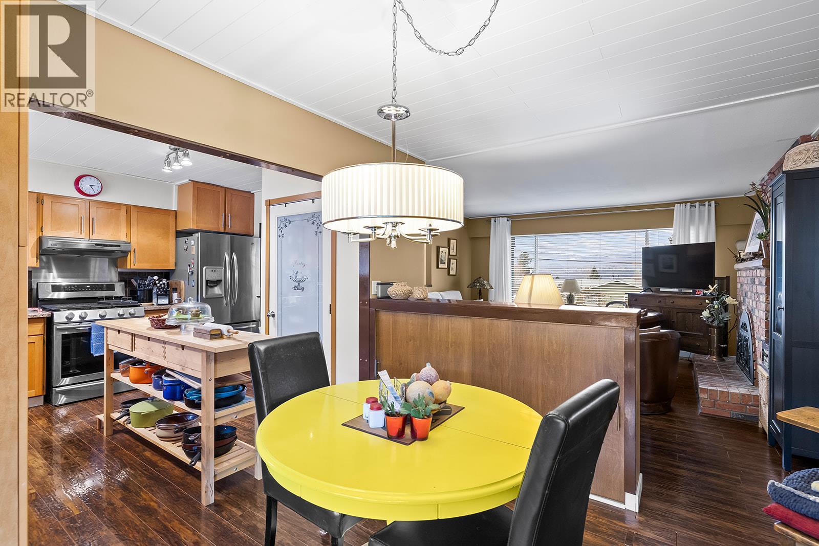 3541 Esquire Road - 7