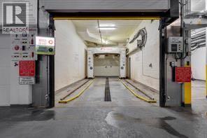 Single Family House for Sale in    Avenue SW Eau Claire Calgary 