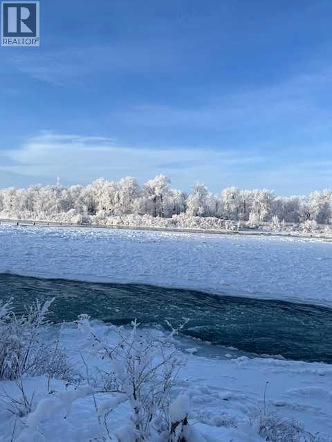 Single Family House 4 Level for Sale in  Inglewood Grove SE Inglewood Calgary 