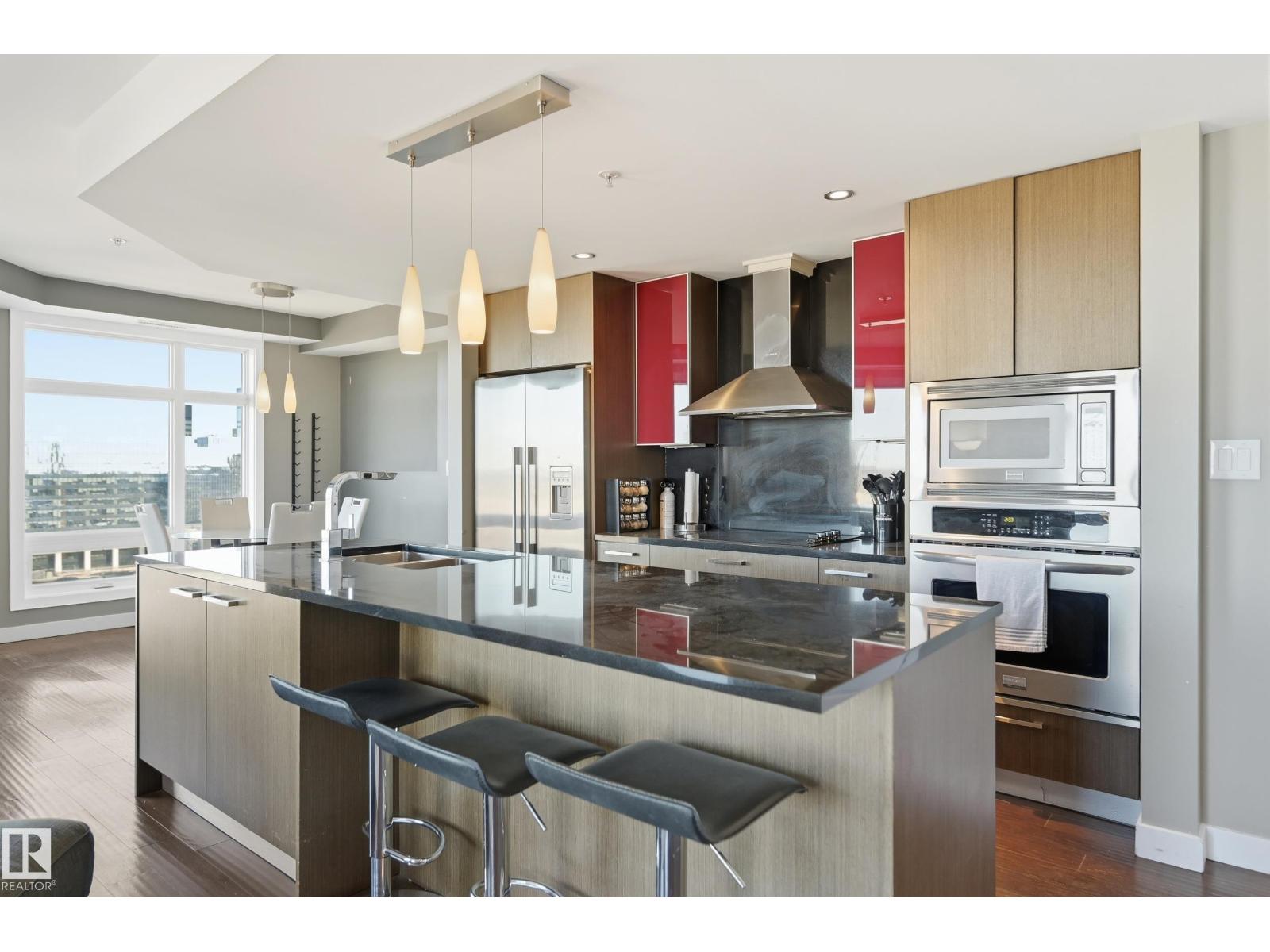 #2003 10388 105 ST NW - 9
