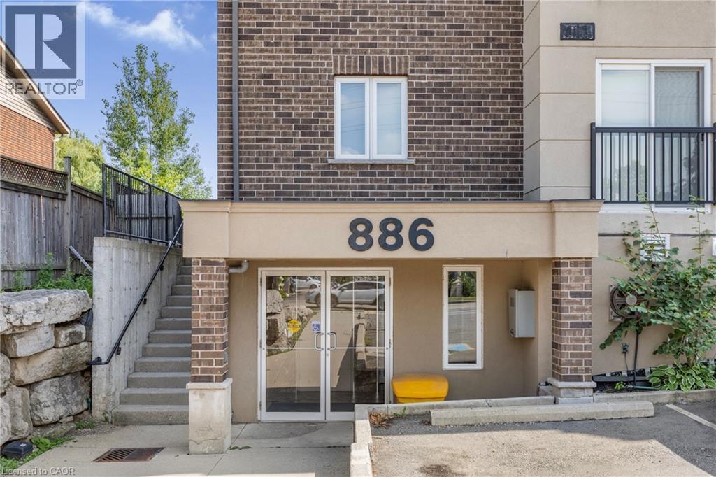 #302 886 GOLF LINKS ROAD - 2