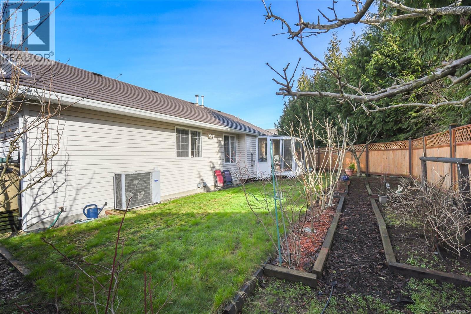 1331 Coast View Dr, Comox