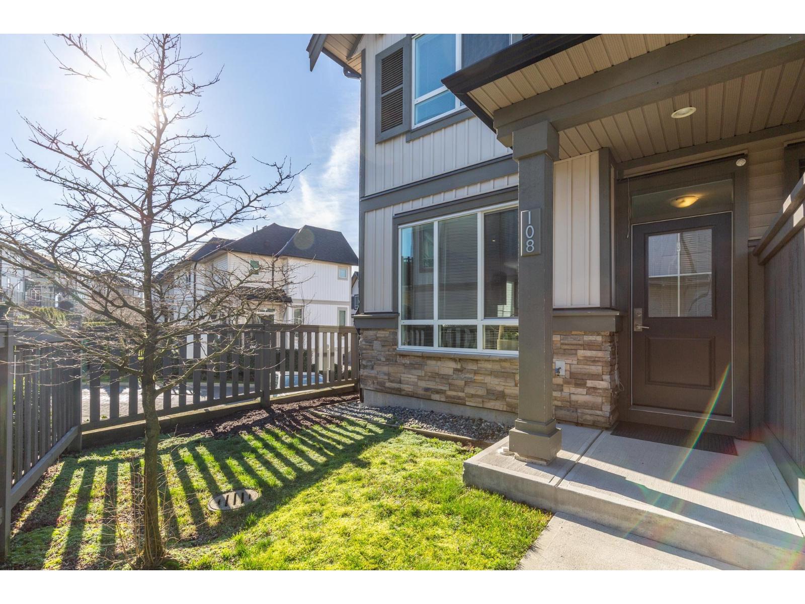 108 30930 WESTRIDGE PLACE - Photo 3 of 40, Abbotsford, British Columbia