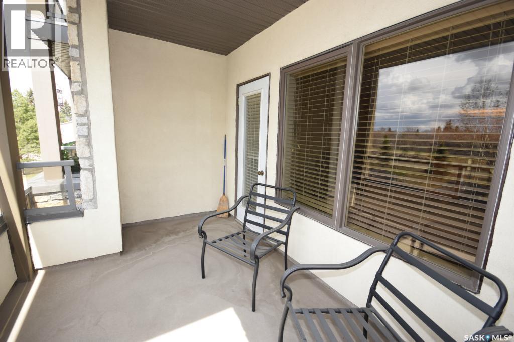 Single Family House Low rise for Sale in   Acadia DRIVE Saskatoon 