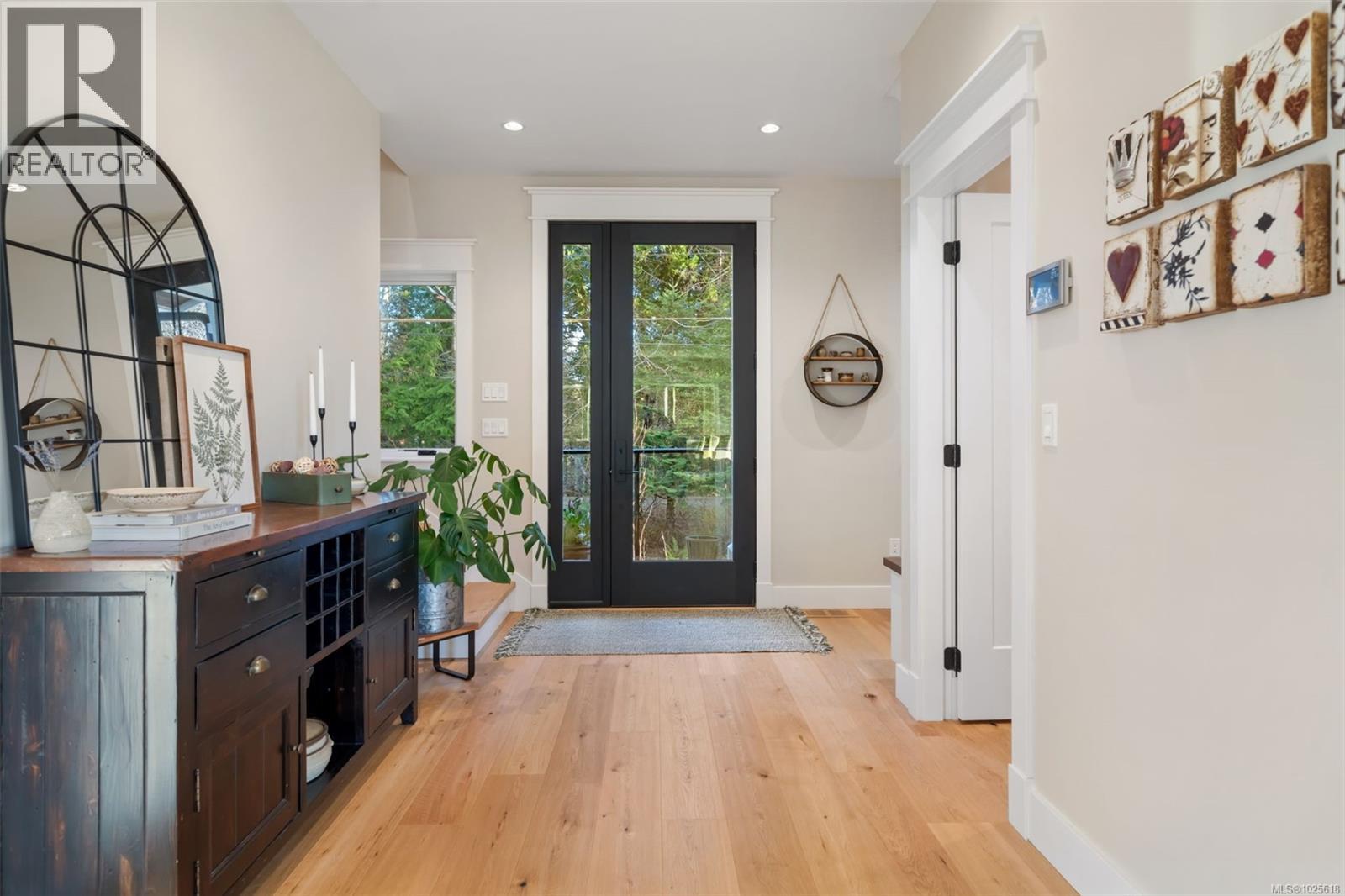 12 Prospect Ave, Lake Cowichan