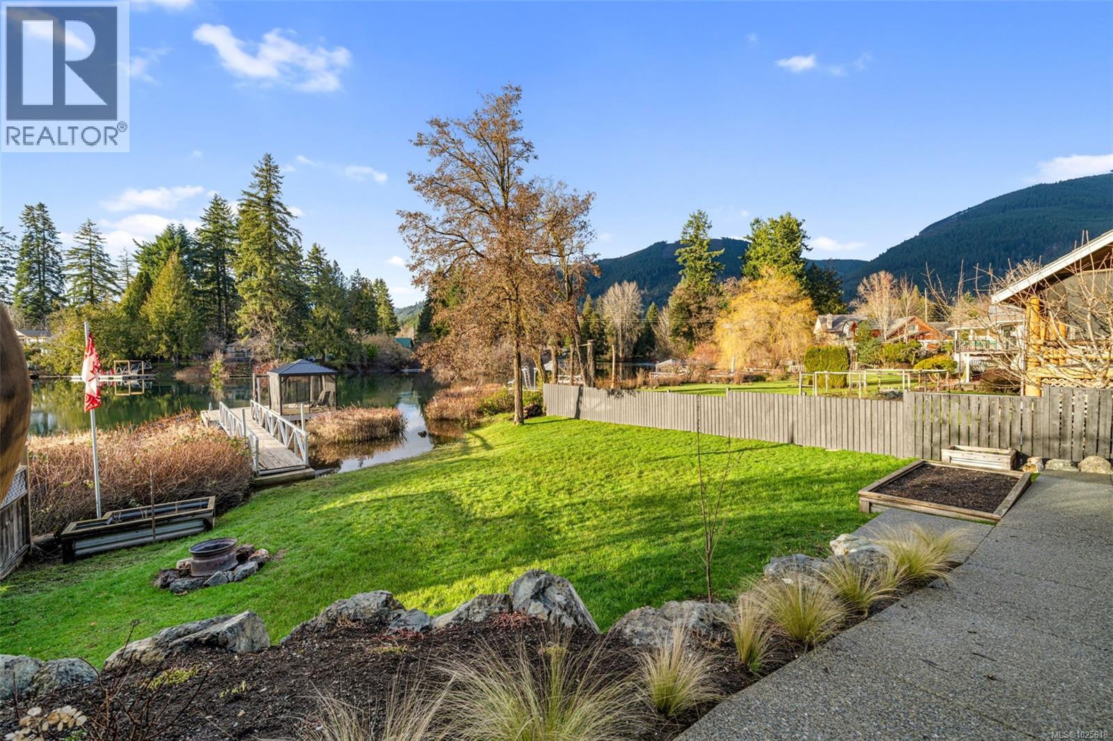 12 Prospect Ave, Lake Cowichan