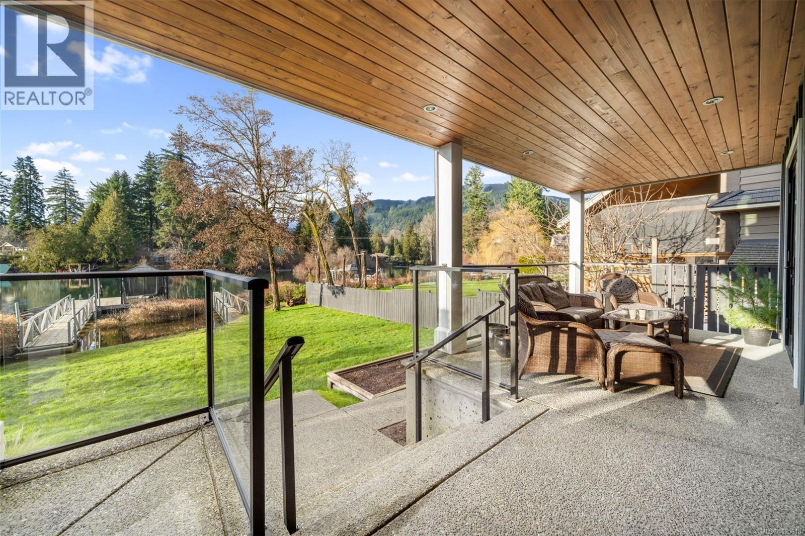 12 Prospect Ave, Lake Cowichan