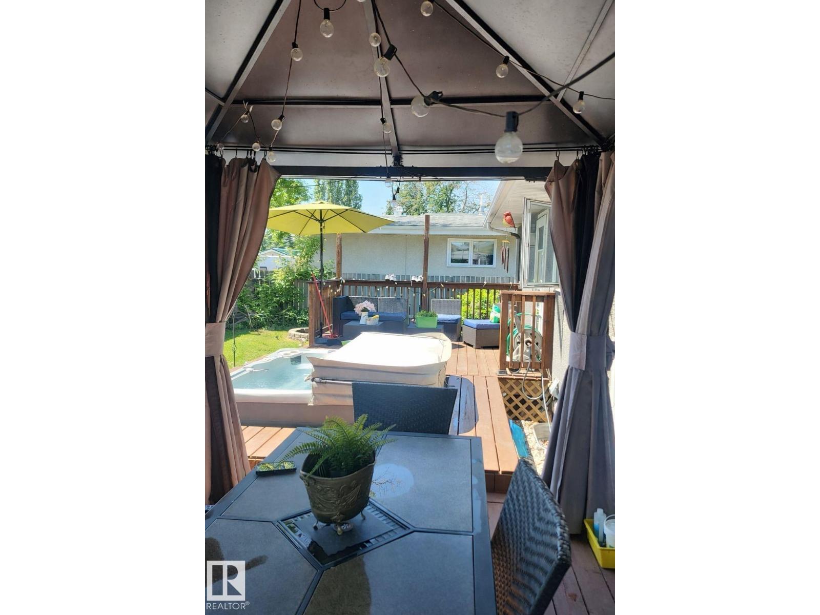 7611 141 AV NW NW, Edmonton