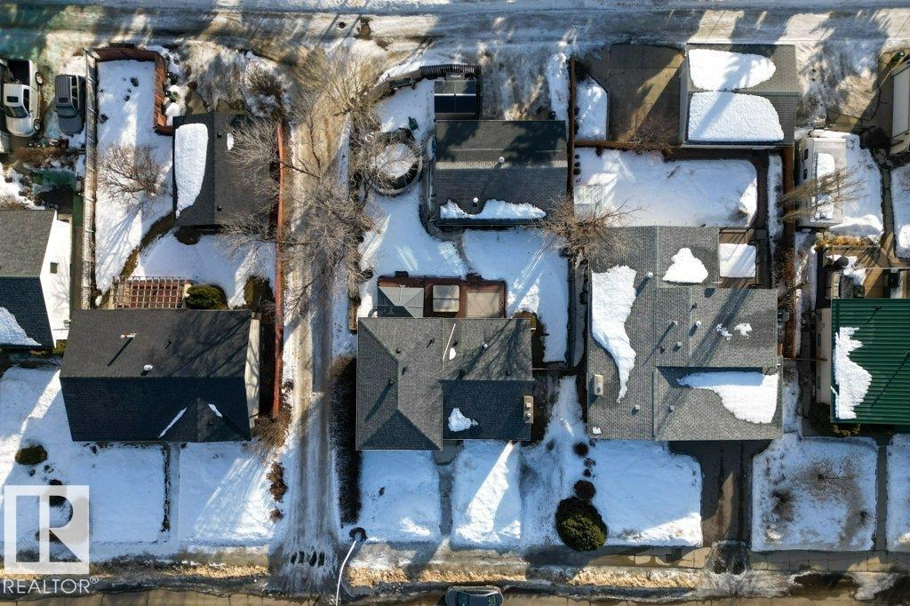 7611 141 AV NW NW, Edmonton