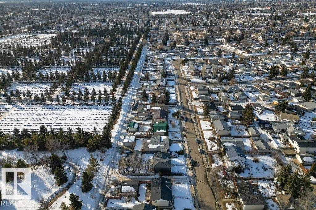 7611 141 AV NW NW, Edmonton