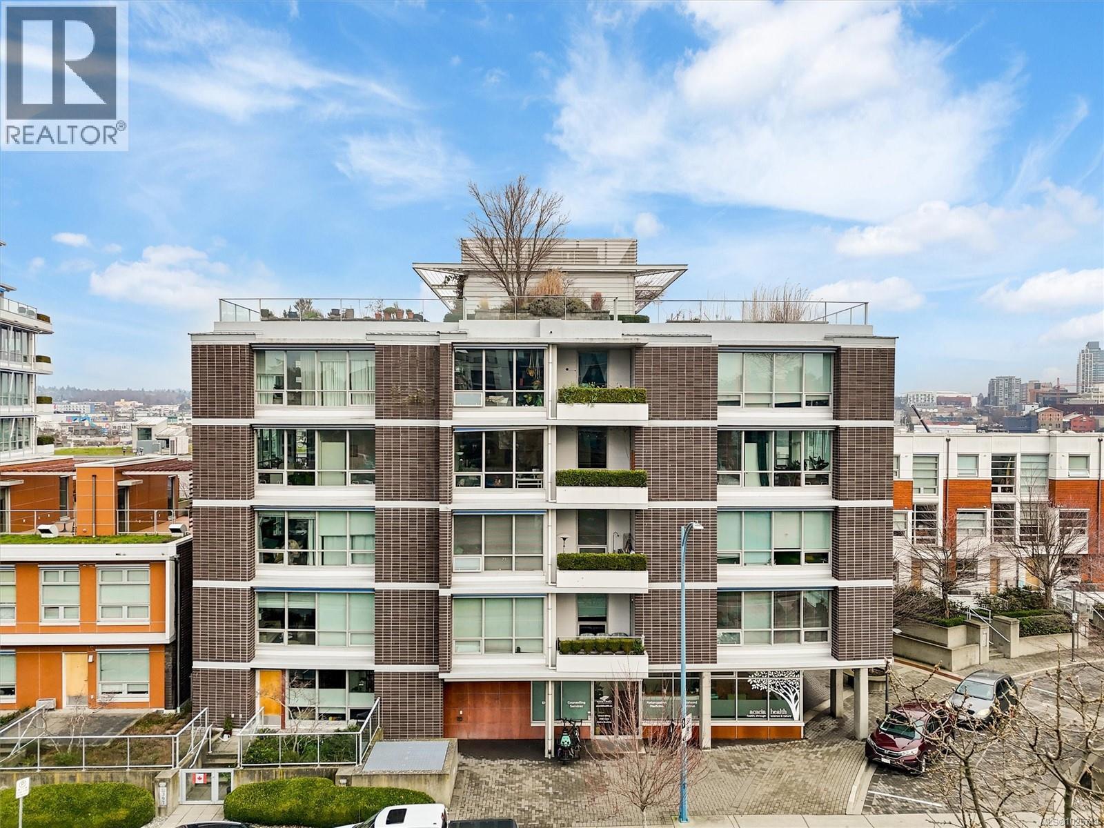 405 391 Tyee Road, Victoria