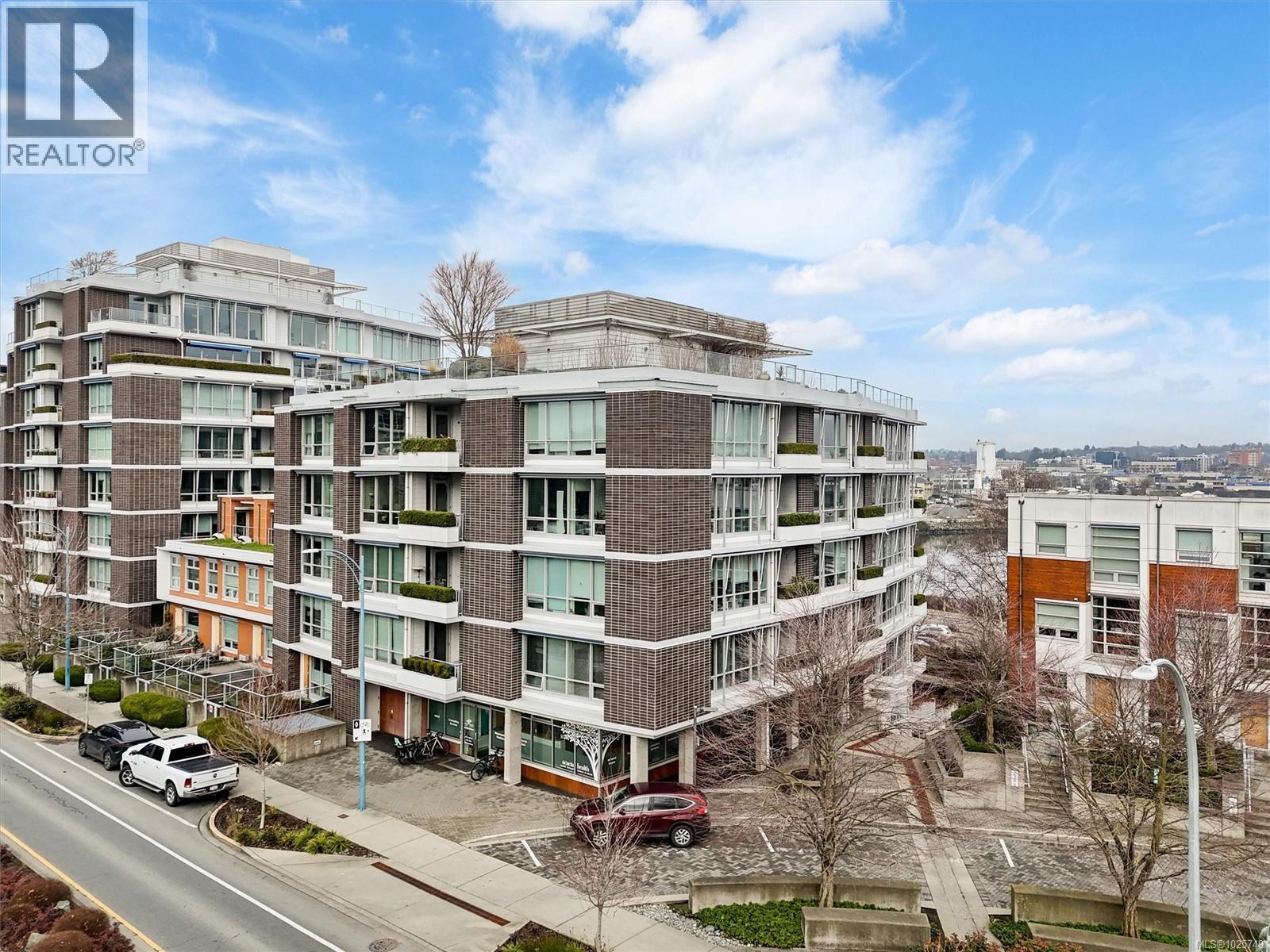 405 391 Tyee Road, Victoria